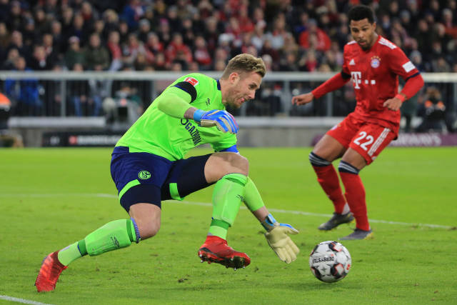 出线困境中 出线困境中