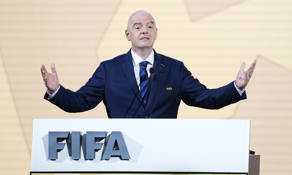 了他的个人 了他的个人